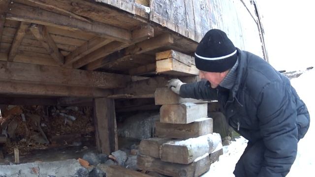 РАЗБИРАЛИ СТАРЫЙ ДОМ/ПОЛКОВНИКА ЗАВАЛИЛО ДОМОМ. смотреть онлайн