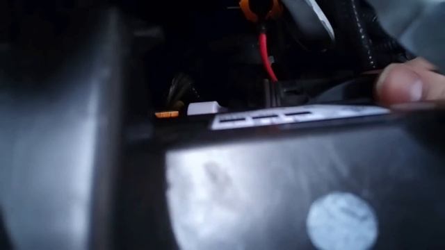 ?Nissan Qashqai J11 - front LED turn signlas how to with resistors to fix crazy flash with LEDs. смотреть онлайн