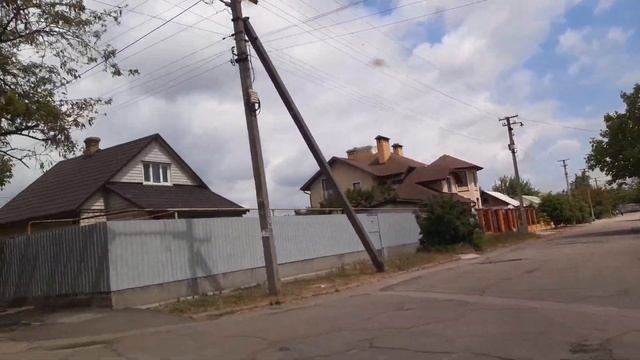 Новая Каховка, улицы Довженко, Горького, центр и др. смотреть онлайн