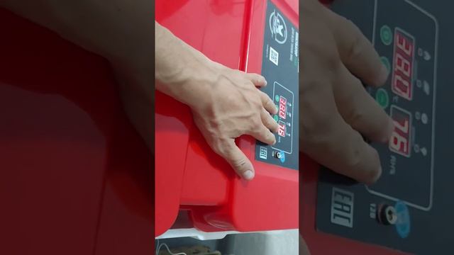 Закладка яиц в Инкубатор смотреть онлайн