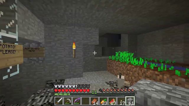Minecraft for Noobs! - Week 73 - Enchated Book + Enchanted Bow = Awesome! смотреть онлайн