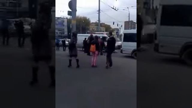 Раздача листовок в Ростове-на-Дону 19.10.13., ч.5