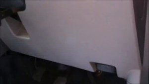 Suzuki SX4 2007 OBD2 port location