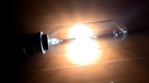 Как горит лампа в 1000 ватт.