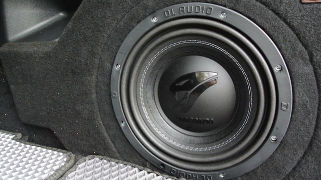 Сабвуфер DL-Audio ANACONDA 10. SQ-сабвуфер с напористым характером