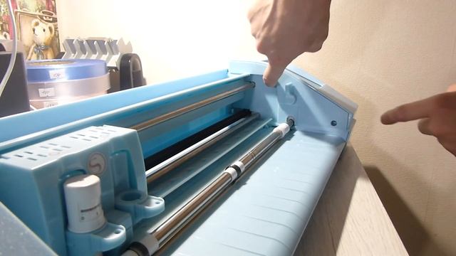 Как починить сенсорный дисплей на плоттере silhouette cameo3 смотреть онлайн