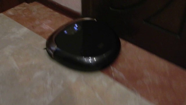 Крутой робот пылесос смотреть онлайн