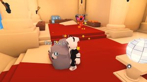 НАШЛА КАМЕНЬ в Роблокс Адопт Ми? ТРЕЙДЫ на ВСЕ что ПОКАЖЕТ камень в Roblox Adopt Me челлендж