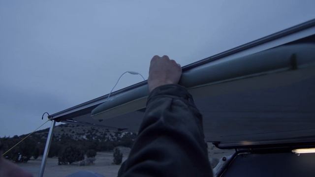 Everglow Light Tube смотреть онлайн