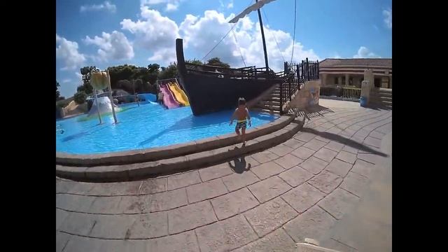 Отдых на Кипре с детьми - аквапарк в Пафосе смотреть онлайн