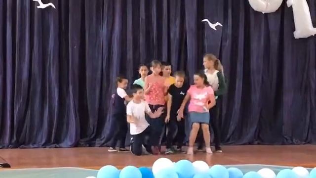танец на закрытие лагерной смены