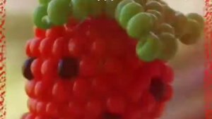 Сочные фрукты из бисера