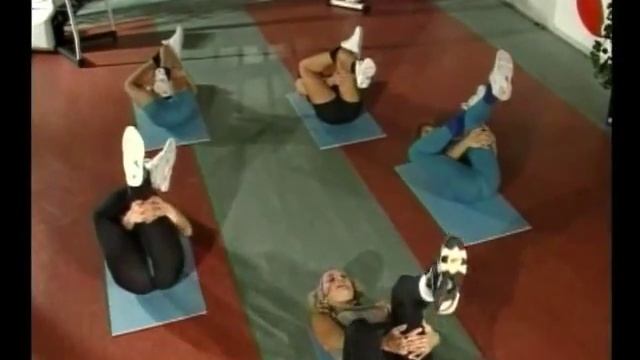 Растяжка лежа. Домашняя аэробика. Фитнес ТВ смотреть онлайн