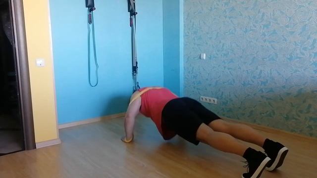 15 отжимания с резиной смотреть онлайн