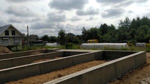 №136. Свайно ростверковый фундамент на склоне