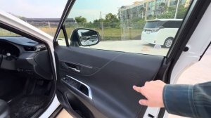 Toyota Harrier 3rd vs 4th Generation [XU60 vs XU80]