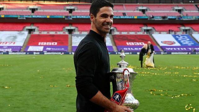 Арсенал продает Джаку в Байер / Артета просит усилить состав / Тонали и Беннасер интересны Арсеналу смотреть онлайн