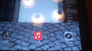 Behringer XR18: Playing music from the iPad and using X-Air App simultaneously