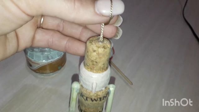 Щелкунчик своими руками на ёлку. Ёлочные игрушки своими руками. Как сделать щелкунчика. смотреть онлайн