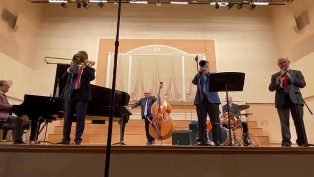 Maxim Piganov’ Dixieland - I found a new baby смотреть онлайн