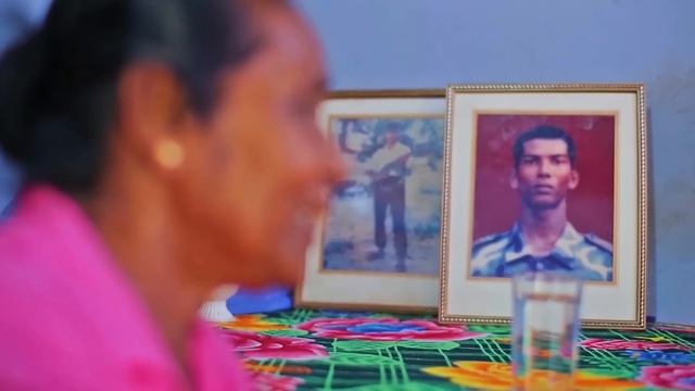 I Still Haven’t Found What I’m Looking For | Song Around The World | ICRC + Playing For Change смотреть онлайн