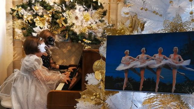 Чайковский Танец маленьких лебедей (фортепиано) смотреть онлайн