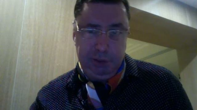 Человек шагает как хозяин ( песня времен СССР ) смотреть онлайн