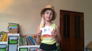 There's a little flower - Детская песенка о цветах на английском языке