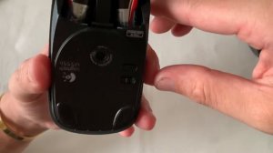 Logitech Bluetooth Mouse M555b vs M557 comparison