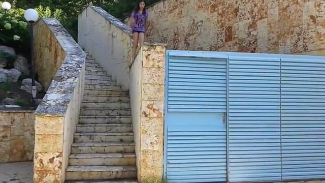 Спрыгнула с большой высоты 4 смотреть онлайн