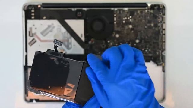 How to Replace A1322 Battery in a 13-inch MacBook Pro A1278 2009 -2012 year смотреть онлайн
