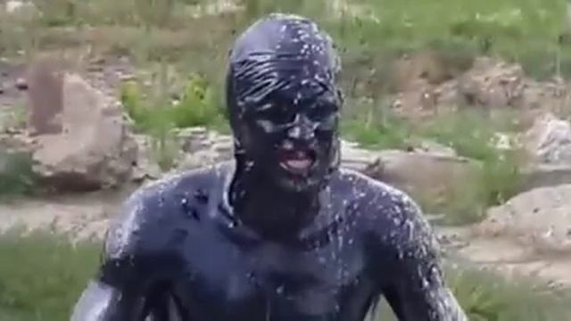 НЫРНУЛ В МАЗУТ смотреть онлайн