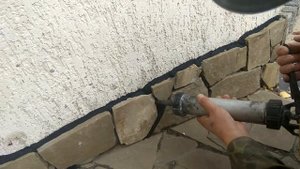 КАК БЫСТРО И ПРАВИЛЬНО ЗАПОЛНИТЬ ШВЫ В КАМНЯХ ПИСЧАННИКЕ