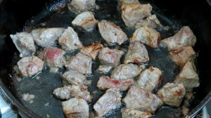 Картофель тушёный с мясом и овощами