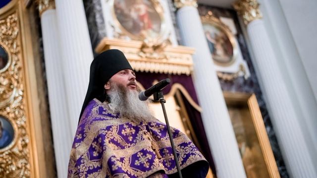Избранные песнопения Божественной литургии.
