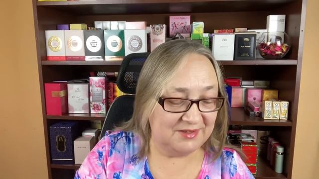 Распаковка! Посылка от подписчицы. Подарки и приятности. И тепло души!
