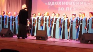 Русскую народную песню "Грушица" исполняет хор ветеранов г.Красноперекопска.MVI 5250