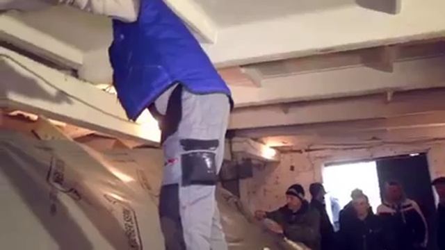 Монтаж модульной металлочерепицы Venecja со стальным водостоком Flamingo (BudMat) смотреть онлайн