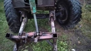 ДТ 75 на колесах, купил лопату буду готовить на зиму.