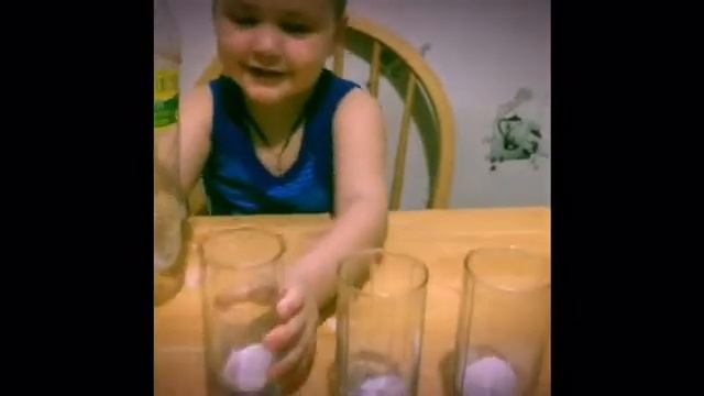 Вулкан своими руками дома!Разноцветные фонтанчики!!!? смотреть онлайн