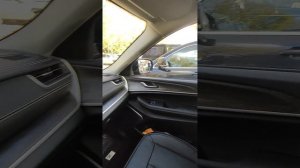 Jeep Grand Cherokee WL внутри