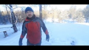 Руины пионер-лагеря, место для пикника и забытая скала. Близко и доступно.