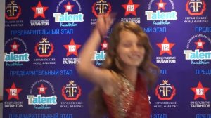 Задорный индийский танец Мани, мани!