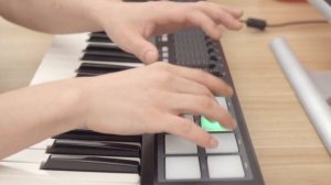 WORLDE PANDA49 Portable 49-Key USB MIDI Keyboard Controller 8 RGB Colorful Backlit Trigger Pads