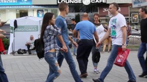 У меня ВИЧ, обними меня // I'm hiv-positive. Hug me