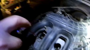 Заправка ревитализанта XADO в цилиндры двигателя