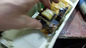 ремонт микроволновки LG не работают сенсорное кнопки (переделываю на обычные тактовые кнопки)