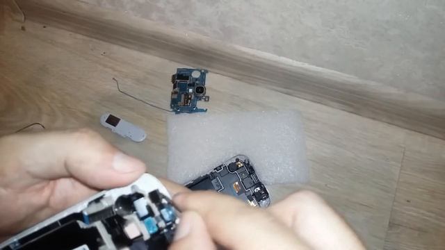 как поменять дисплей на Samsung galaxy S4 своими руками смотреть онлайн