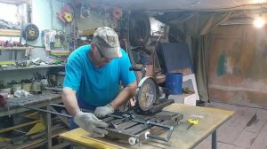 Отрезной станок для болгарки своими руками