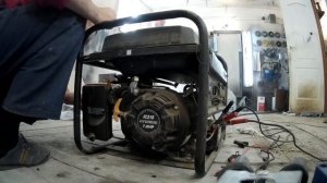 Бензиновый генератор HYUNDAI первый запуск, 10 лет стоял